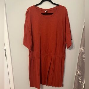 Old Navy Rust T-Shirt